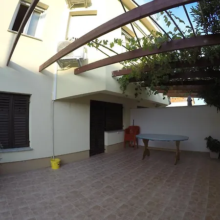 Kifa Apartment Pag Town